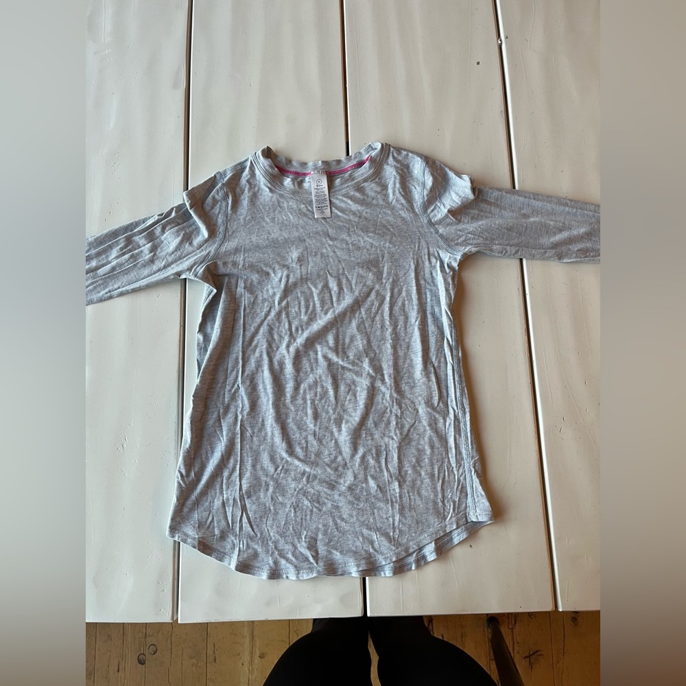 Ivivva long sleeve blue top
